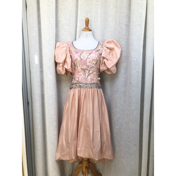 1980s Party Gown Richilene New York blush Pink Puffy Sleeves sequins beads top - Picture 1 of 9